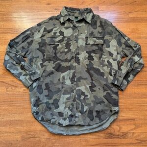 Wild Fable | Camo Button Down Shirt | S